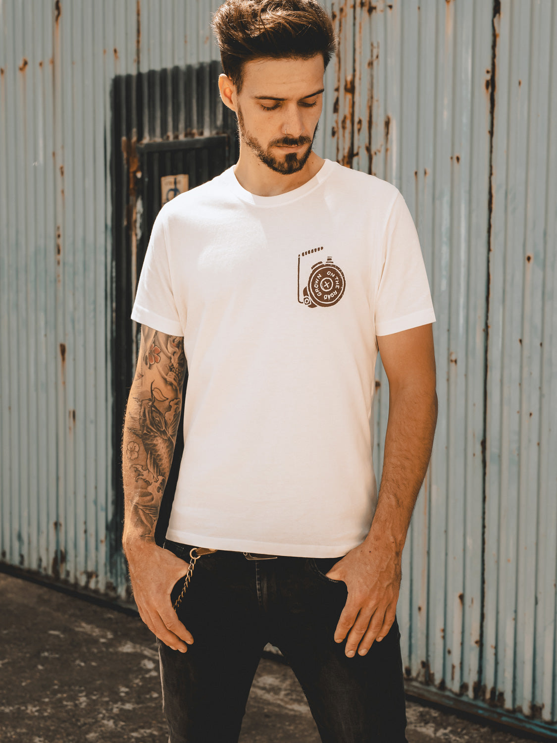 Engine T-shirt - Off White & Brown