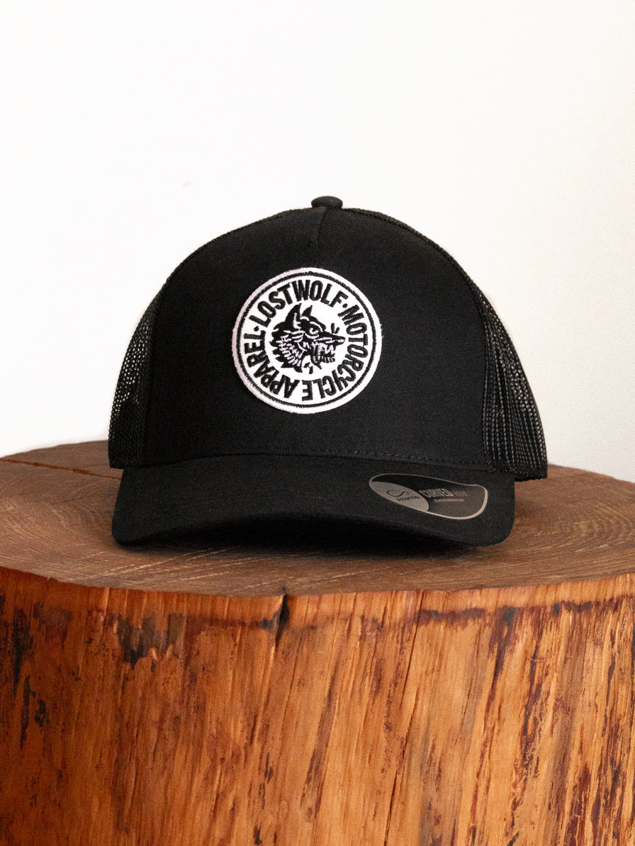 Wolf Motorcycle Curved Cap - 5 Panel Retro Trucker black