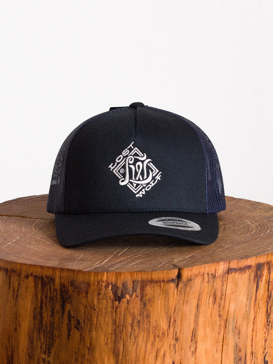 Brand Cap. Curved 5 Panel Cap - Snapback Trucker Cap Blue